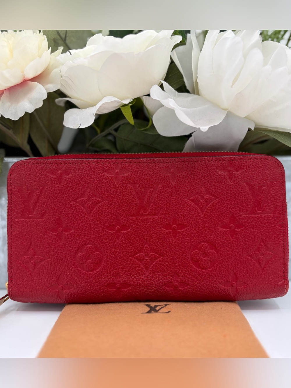 Louis Vuitton Monogram Empreinte Zippy Wallet Cherry Red EUC✨✨